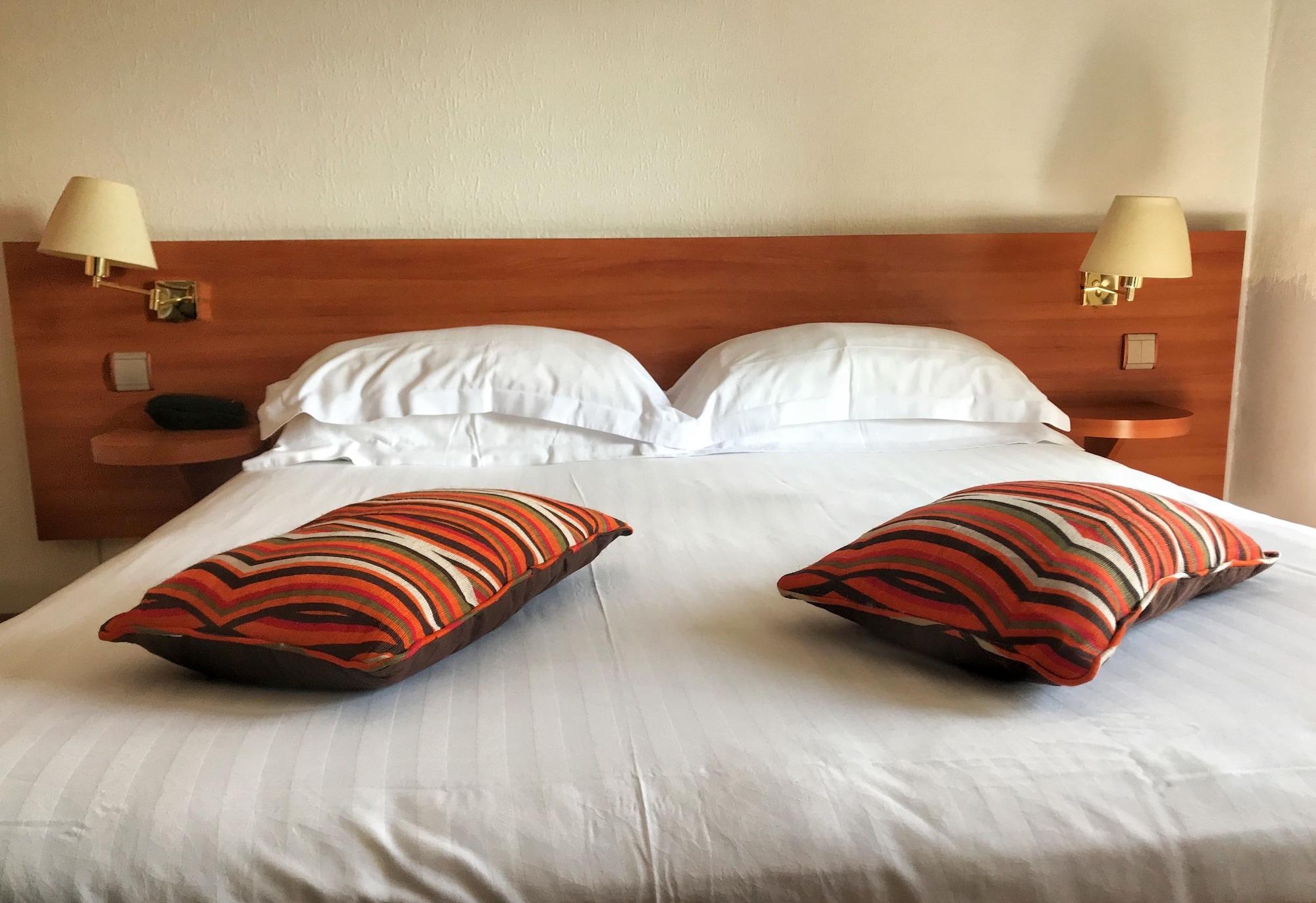 Colbert Hotel