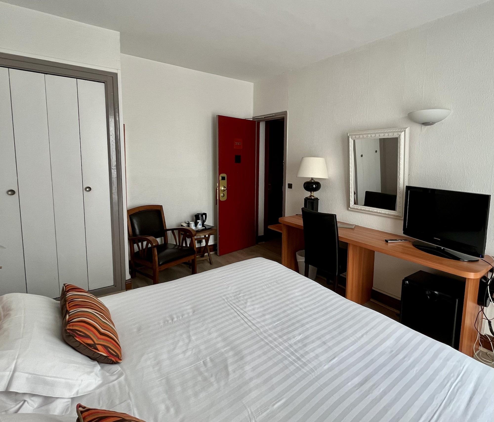 Colbert Hotel