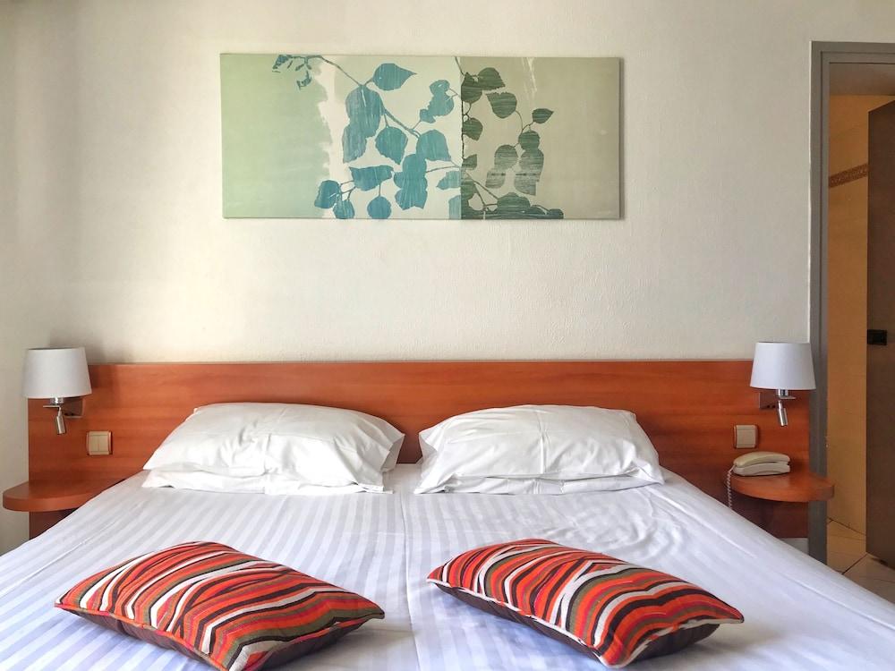 Colbert Hotel